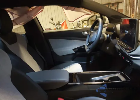 2025 Volkswagen Id.4 Pro из США, поврежденный, VIN 1V2CRPE81SC014421